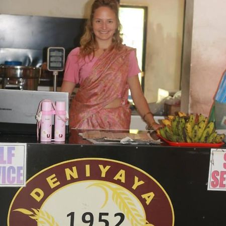 Deniyaya National Backpackers Hostel Екстериор снимка